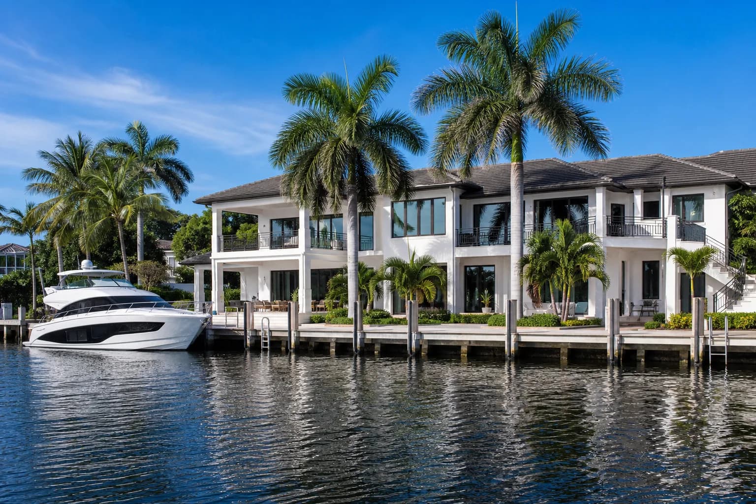 Waterfront home in Fort Lauderdale with clean windows